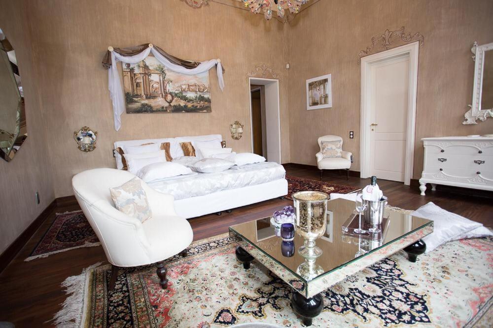 Azzate Villa Ghiringhelli מראה חיצוני תמונה
